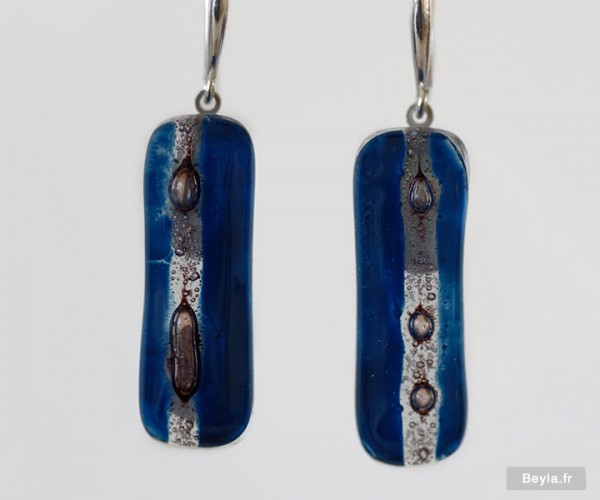 Boucles d'oreilles bleues et grises en verre